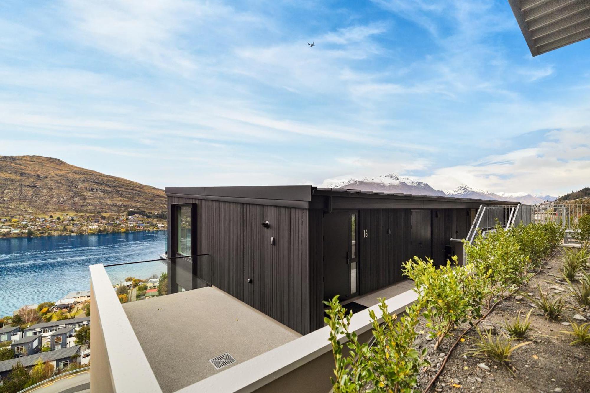 Villa Warning Extreme Views 4 Bed 3 Bath Luxury