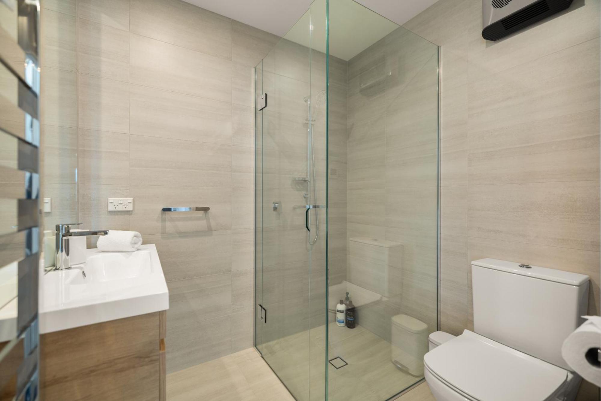 Warning Extreme Views 4 Bed 3 Bath Luxury Villa *